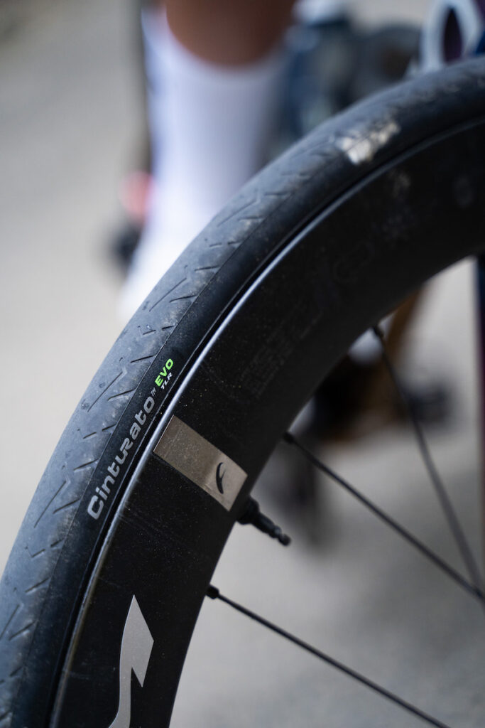 Pirelli Cinturato Evo TLR in action 6