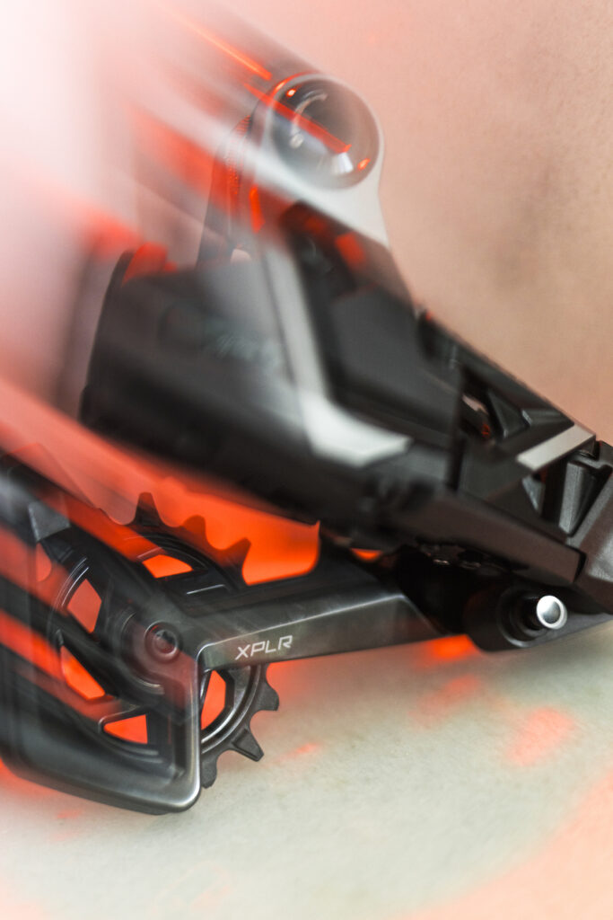 brazodehierro SRAM coimbra media camp beauty shots product force 7450