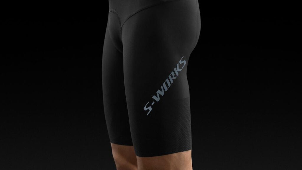 64523 34 APP S WORKS RACE BIB SHORT MEN BLK DETAIL2