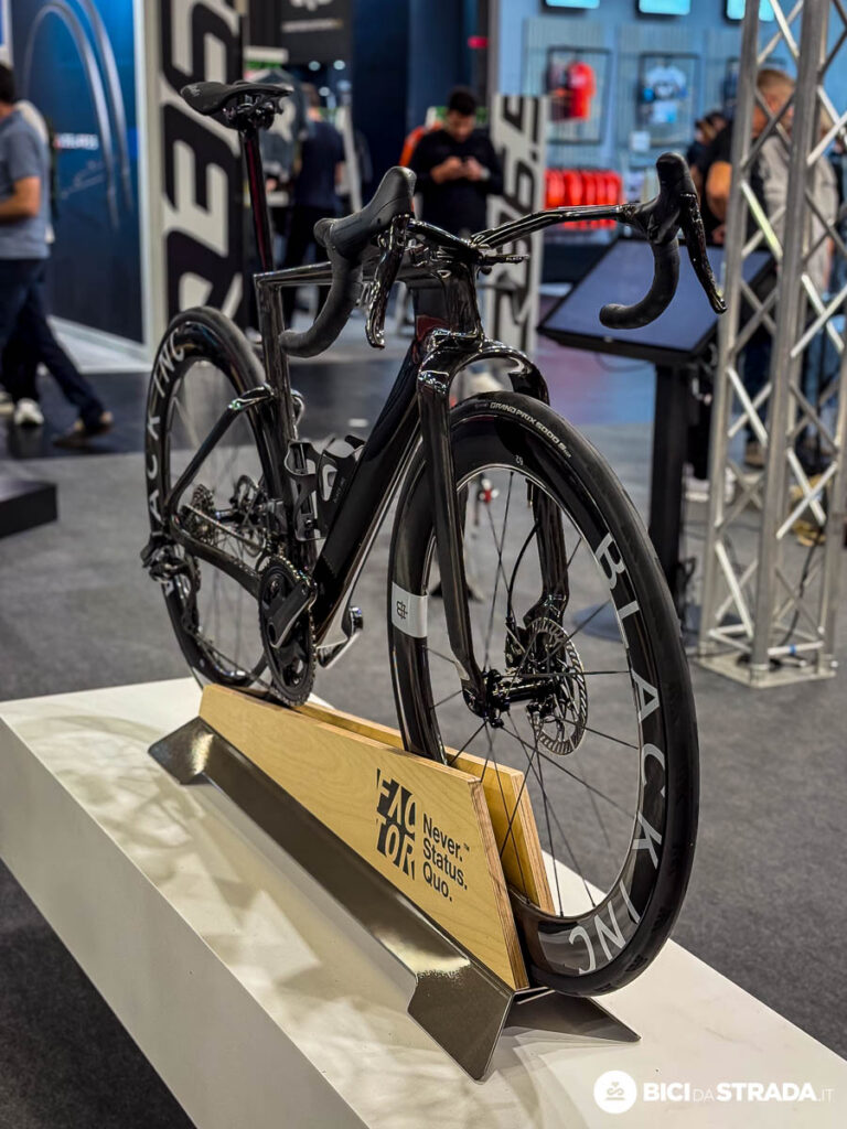 prototipo di bici aero di Factor