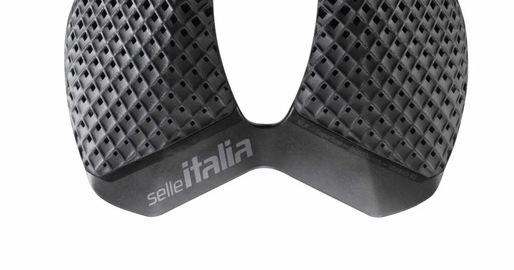 SELLE ITALIA SLR 3D ELITE S3 top 1024x538 1