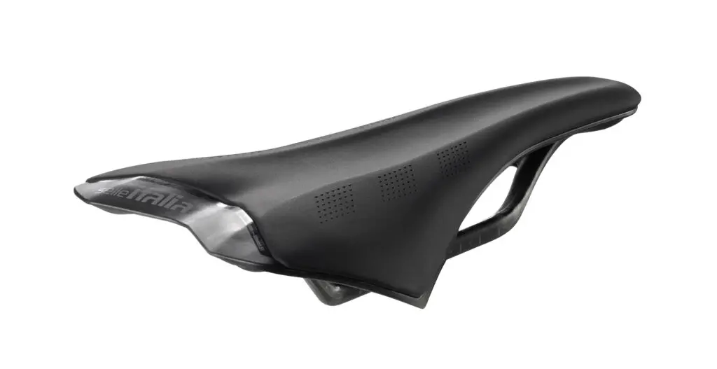 SELLE ITALIA SLR CARBON S1 three quarter 1024x527 1