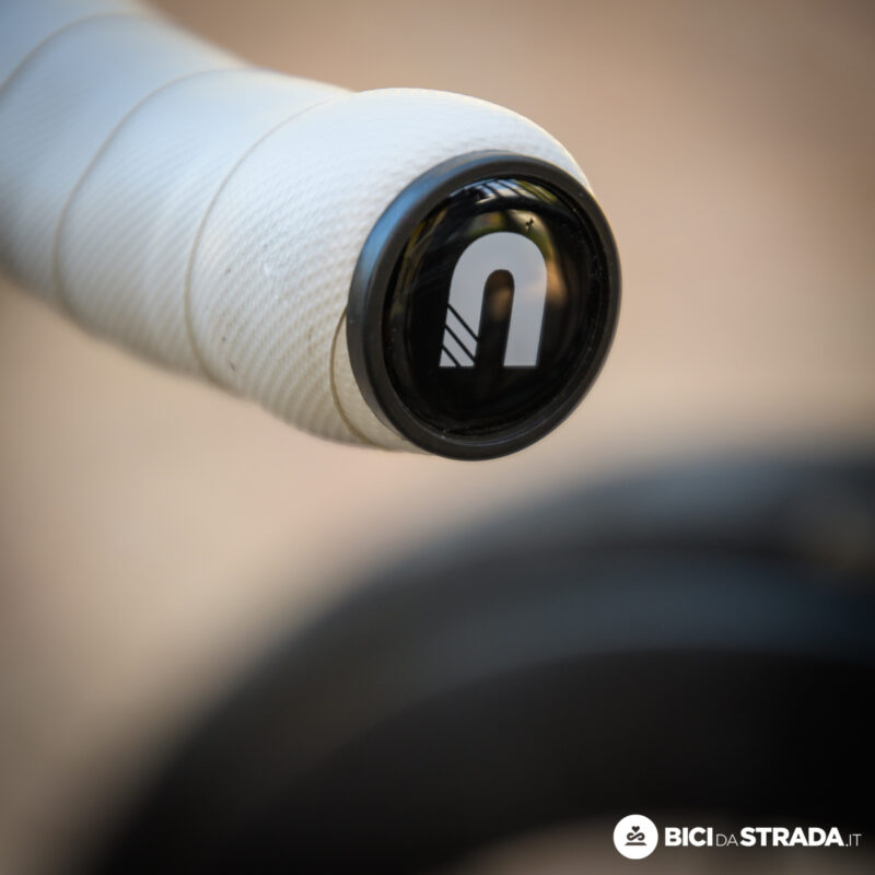 Test nastro manubrio nabico roubaix 18
