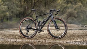 Nuova Focus Atlas: doppia opzione con telaio in alluminio o carbonio