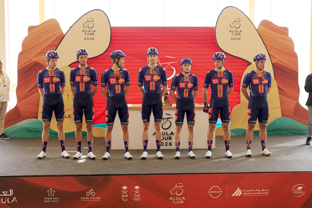 CORVOS 00038589 082 scaled 1