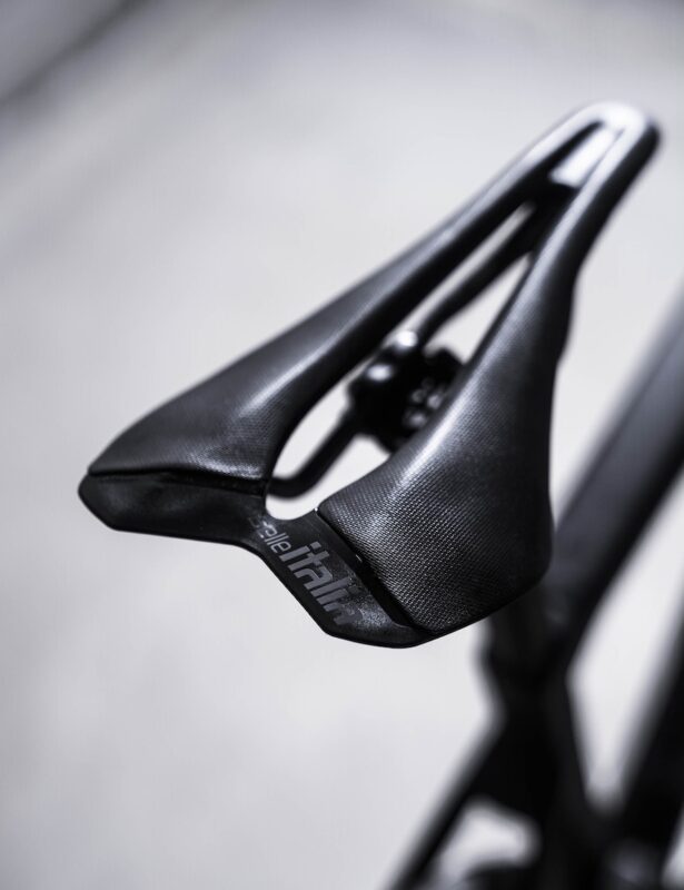 nuova SLR Racing Replica