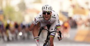 Incredibile Pogačar alla Sanremo! Il "non record" sul Poggio vale più del record sulla Cipressa...