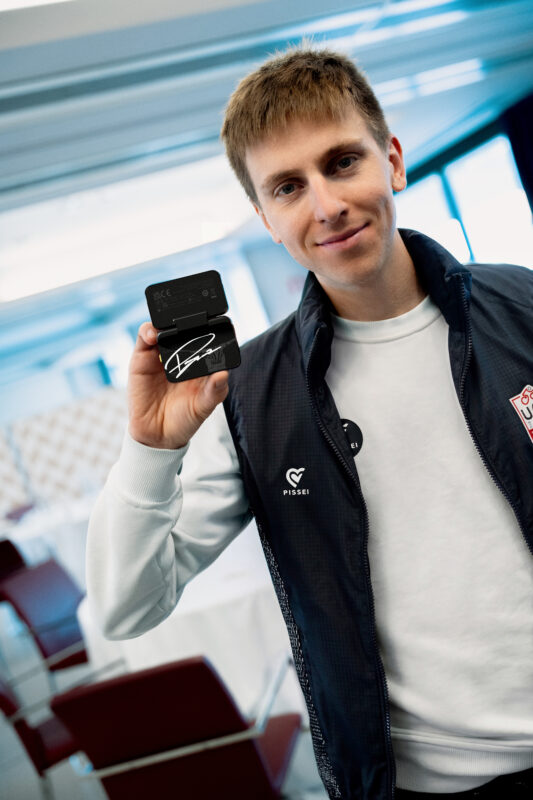 Insta360 GO Ultra Tadej Pogačar