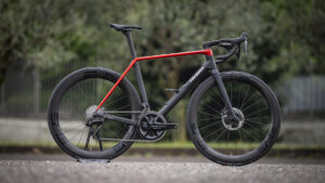 Nuova Colnago C72: made in Italy, più integrata, più leggera