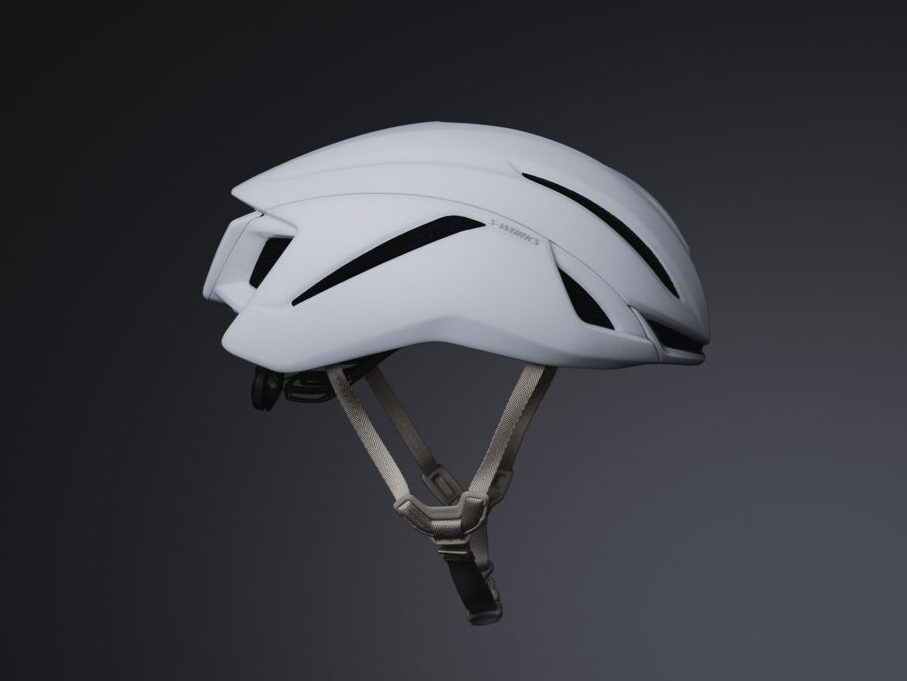 Specialized Evade 4