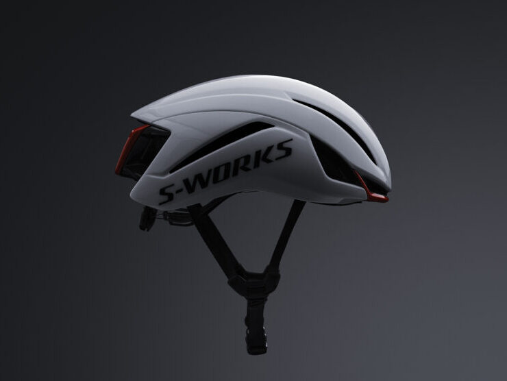 Specialized Evade 4