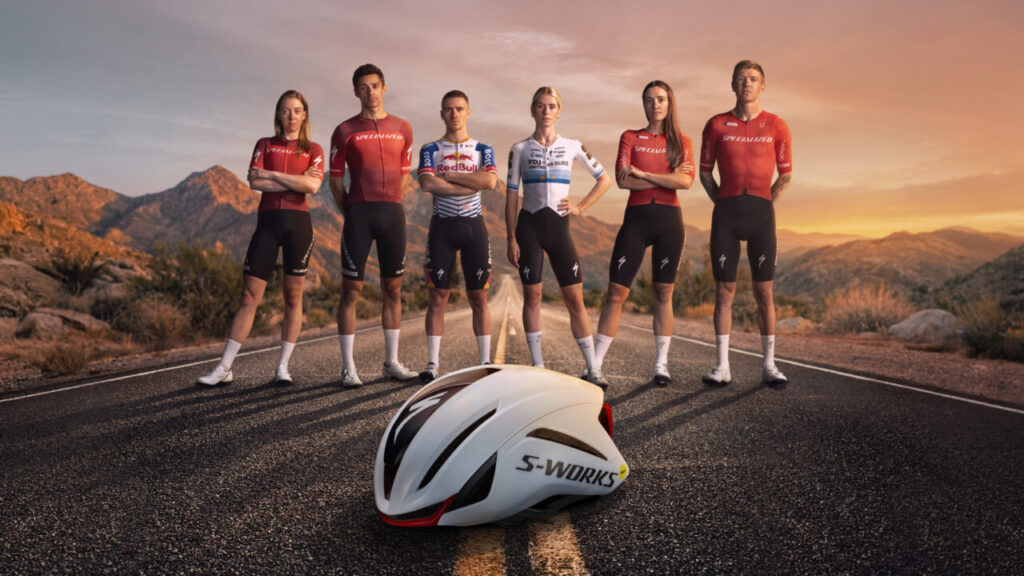 Specialized Evade 4