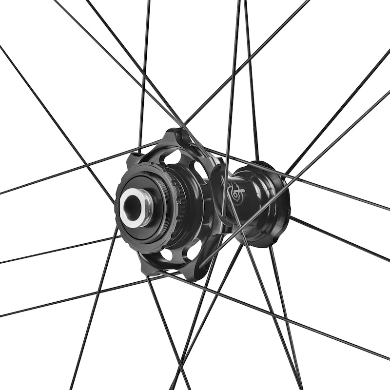 ZONDA H50 DB FRONT HUB