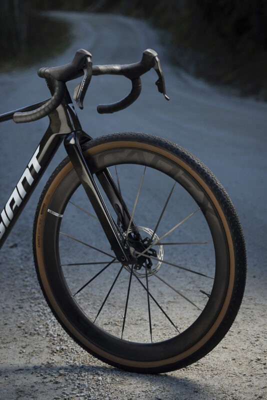giant revolt advande sl 14