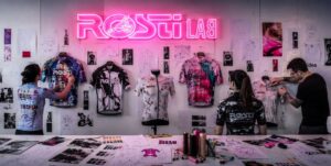 Rosti Art: una collezione di maglie ispirate all'arte