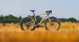 Mondraker Dusty 2027: arriva il motore TQ-HPR 60 con batteria da 580 Wh