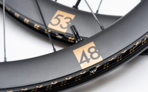 Nuove Reserve 48|53 GR: canale da 30 e tecnologia Hollow Hook