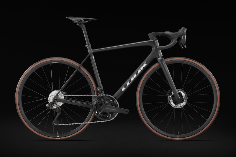 785 huez rs carbon black chrome B1