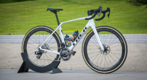 Nuove Trek Domane SLR e SL: più leggere, cambiano parecchio e non tradiscono la vocazione endurance