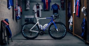 Wilier Filante SLR ID2 We Ride Paris: tra calcio e ciclismo per beneficenza