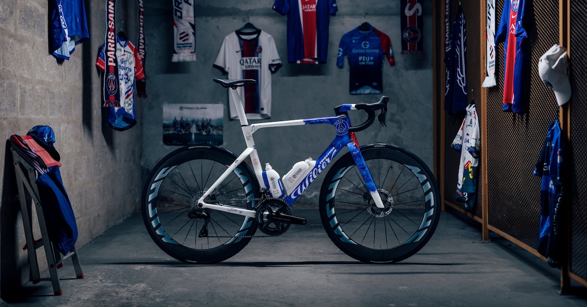 Wilier Filante SLR ID2 We Ride Paris: tra calcio e ciclismo per beneficenza