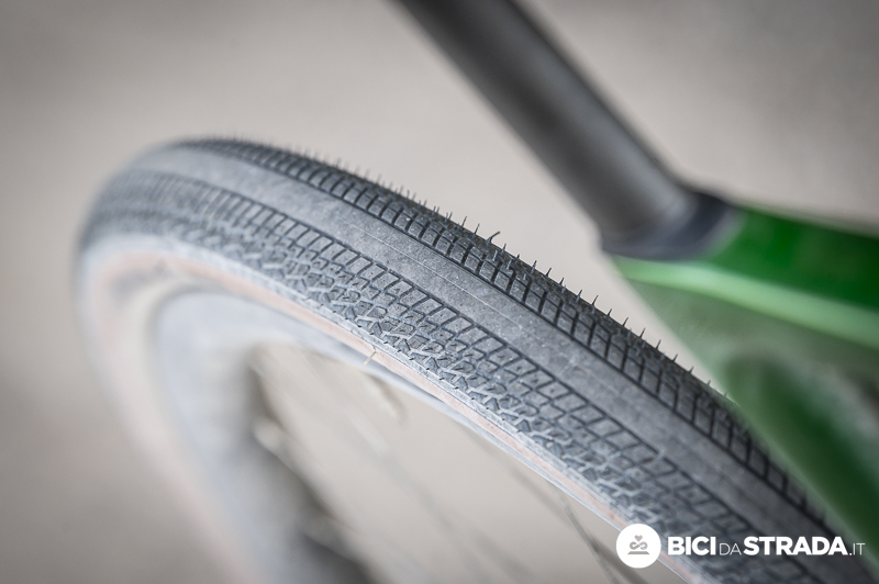 michelin power adventure 10