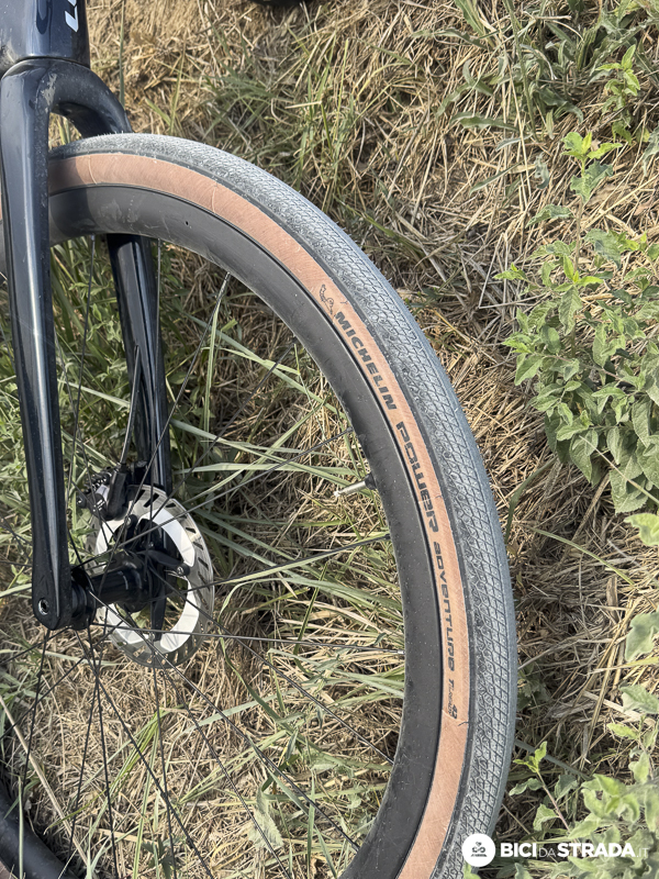michelin power adventure 4