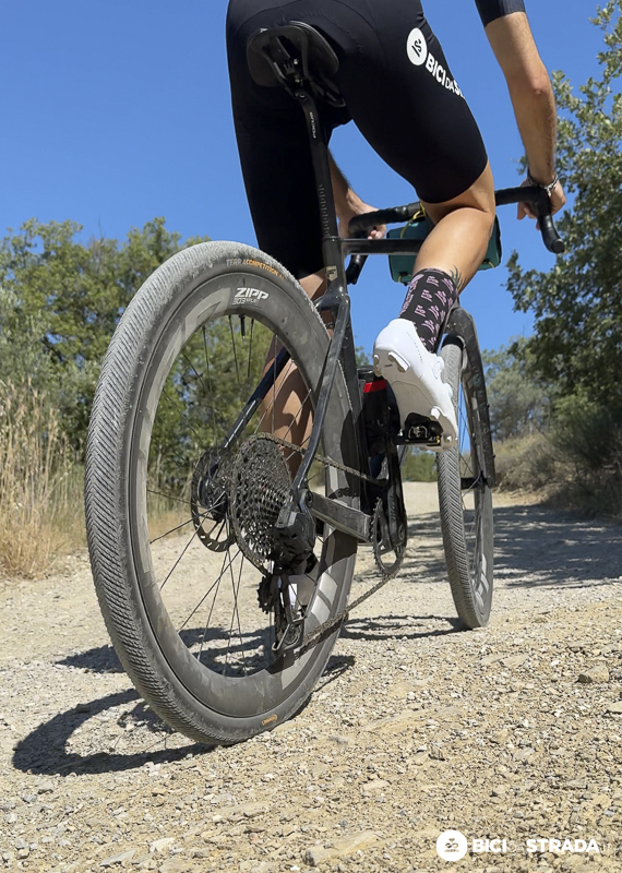 continental gravel 4