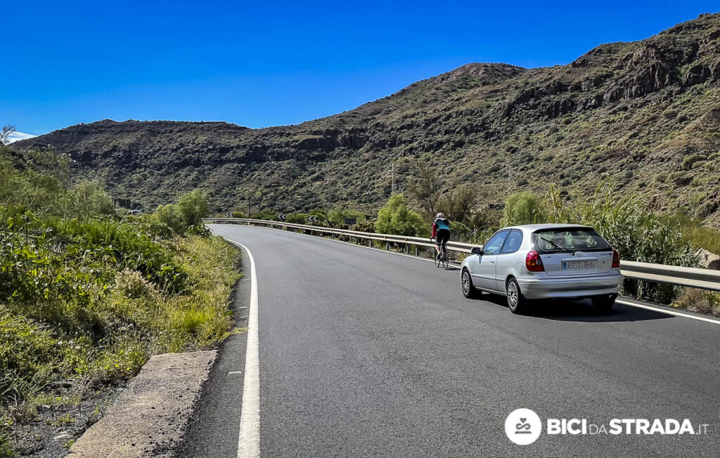 sicurezza dei ciclisti e sulla difficile convivenza tra ciclisti e automobilisti.
